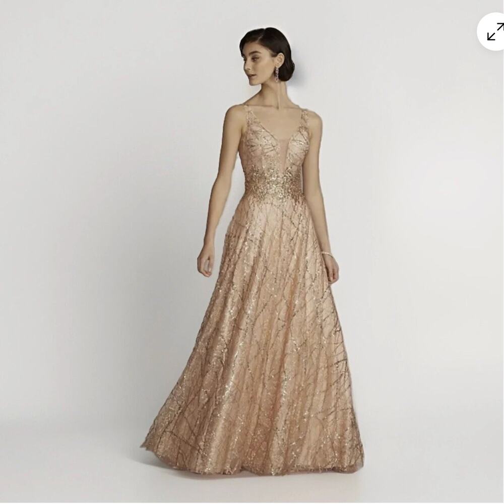 XL 15 David’s Bridal Pink Prom Ballgown sequin zipper thick strap deep V plunge